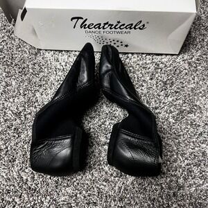 Theatricals T7850 Bootie Black Leather Jazz Dance Shoes Size 7.5 Twirling